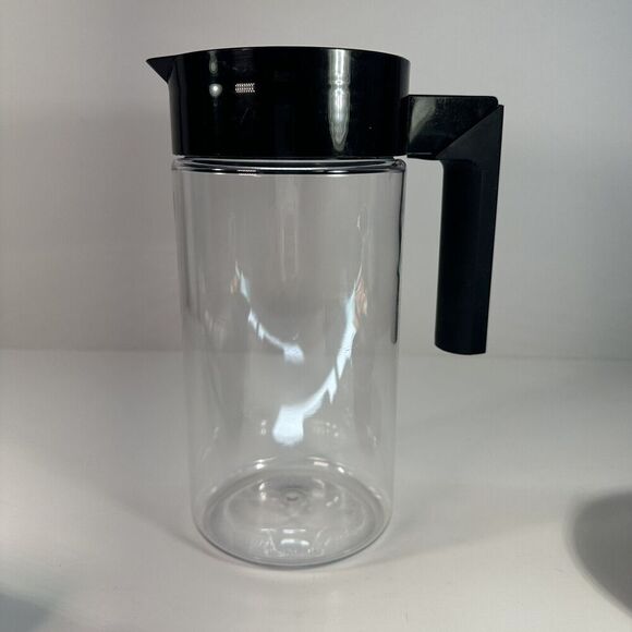 Takeya 1 Quart Patented Deluxe Cold Brew Coffee Maker Iced Home Brewed Chilled - Picture 2 of 9